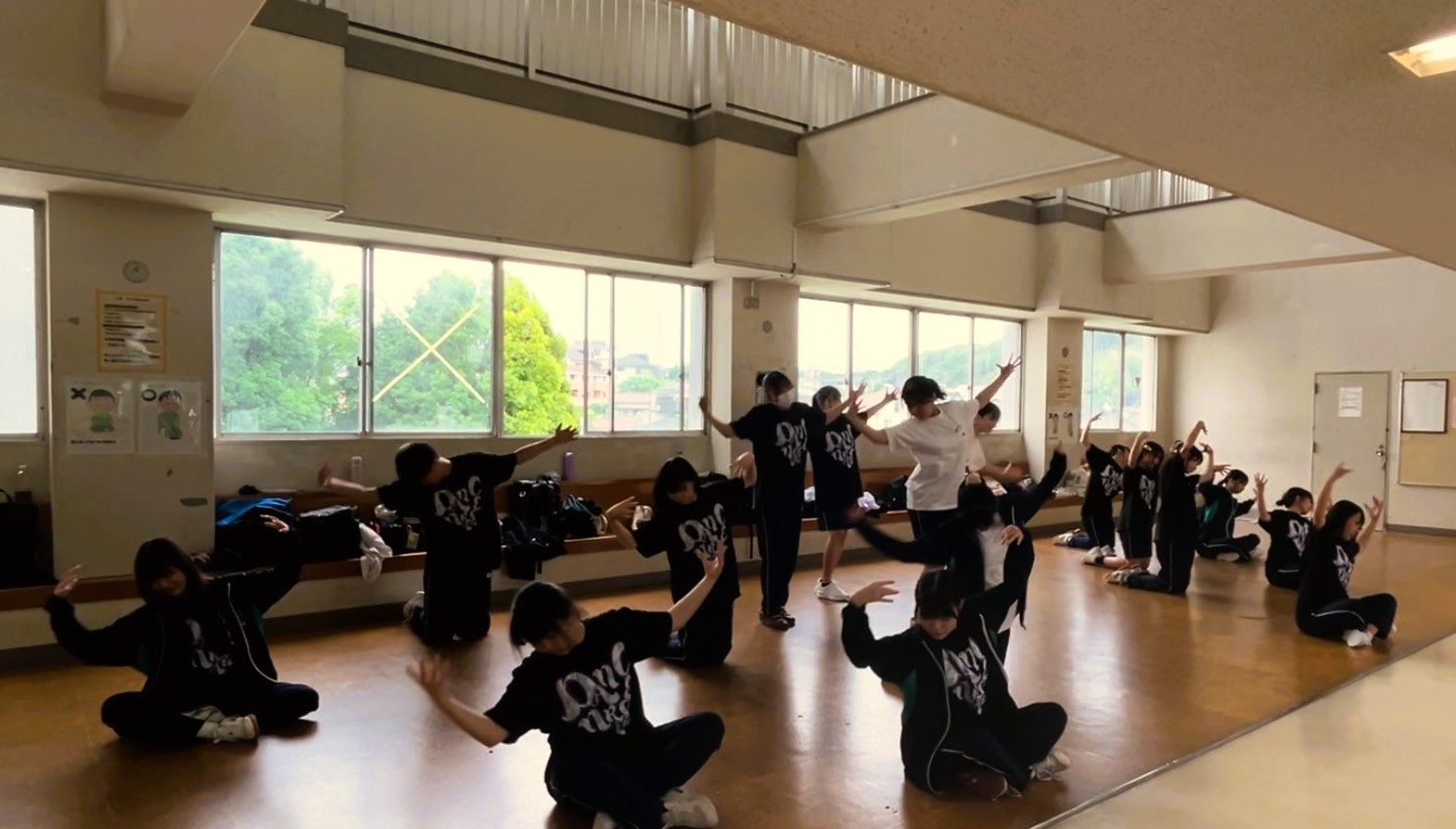dance (1)